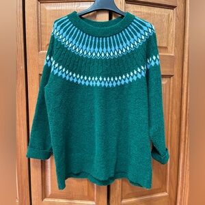 croft & barrow Green Fair Isle Crewneck Sweater with Blue & White Accents